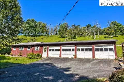 409 Glenn King Rd, Lansing, NC 28643 photo 35