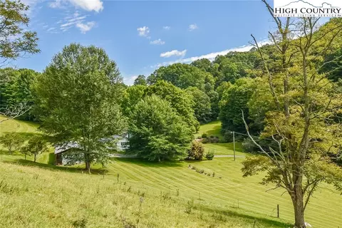 409 Glenn King Rd, Lansing, NC 28643 photo 47