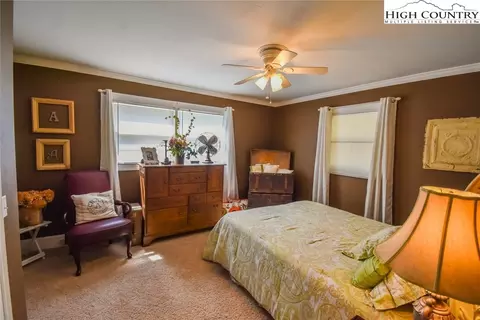 409 Glenn King Rd, Lansing, NC 28643 photo 20