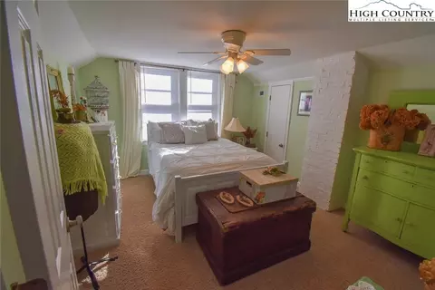 409 Glenn King Rd, Lansing, NC 28643 photo 26