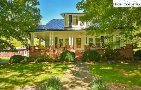 409 Glenn King Rd, Lansing, NC 28643 photo 1