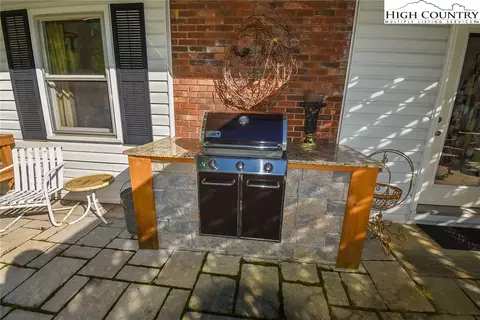 409 Glenn King Rd, Lansing, NC 28643 photo 31