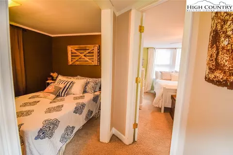 409 Glenn King Rd, Lansing, NC 28643 photo 23