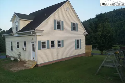 129 Access Rd, Deep Gap, NC 28618 photo 5