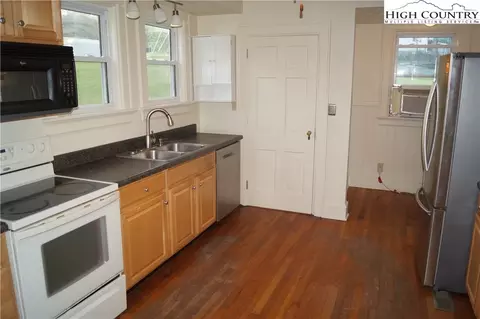 129 Access Rd, Deep Gap, NC 28618 photo 15