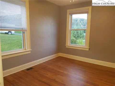 129 Access Rd, Deep Gap, NC 28618 photo 17