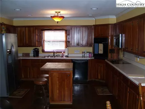 874 Long Branch Rd, Lansing, NC 28643 photo 13
