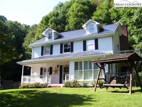 874 Long Branch Rd, Lansing, NC 28643 photo 2