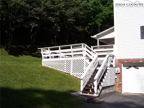 874 Long Branch Rd, Lansing, NC 28643 photo 8