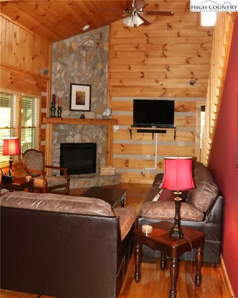 146 Quick, Boone, NC 28607 photo 7