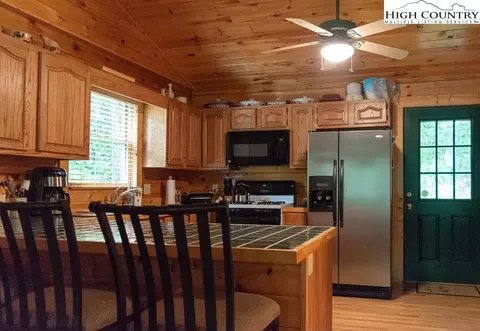 288 Shadow Rock Rd, Sparta, NC 28675 photo 11