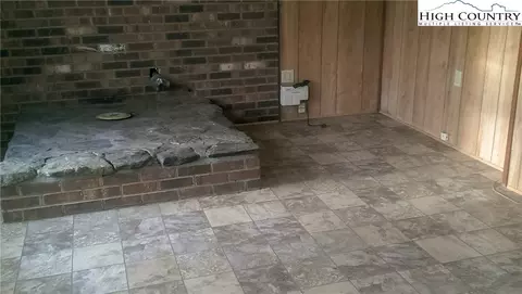 2499 Pine Swamp Rd, Sparta, NC 28675 photo 2
