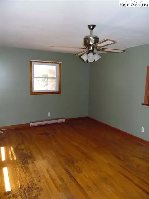 113 Miles St, Independence, VA 24348 photo 35