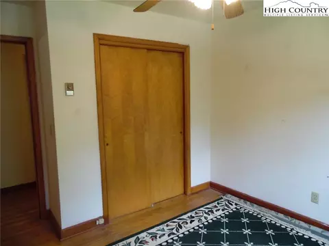 113 Miles St, Independence, VA 24348 photo 31