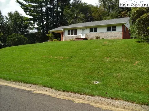 113 Miles St, Independence, VA 24348 photo 49