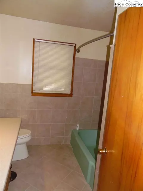 113 Miles St, Independence, VA 24348 photo 20