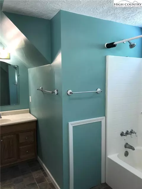 1164 Deep Ford Rds, Lansing, NC 28643 photo 22