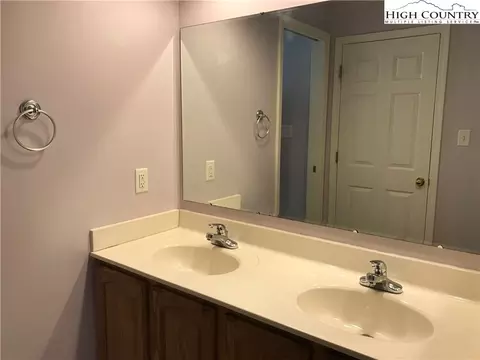 1164 Deep Ford Rds, Lansing, NC 28643 photo 16