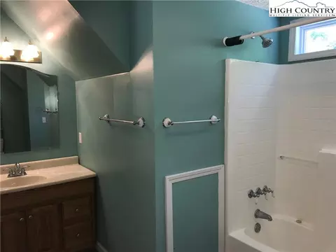 1164 Deep Ford Rds, Lansing, NC 28643 photo 21