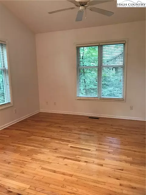 158 Jack Pine Loop, Newland, NC 28657 photo 7