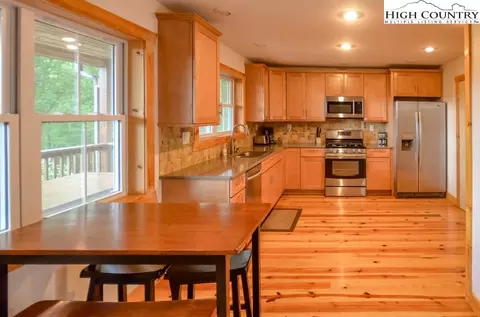 1122 Stone Mountain Rd, Vilas, NC 28692 photo 10