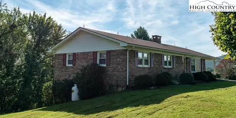 124 Westview Dr, Sparta, NC 28675 photo 5