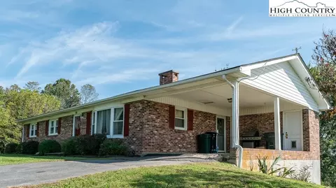 124 Westview Dr, Sparta, NC 28675 photo 2