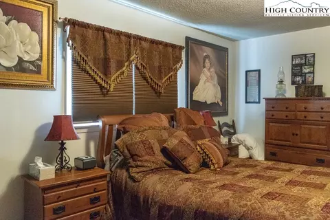 124 Westview Dr, Sparta, NC 28675 photo 18