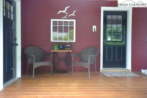 200 Sheets Dr, Jefferson, NC 28640 photo 9