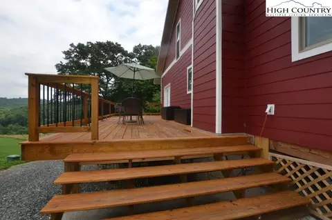 200 Sheets Dr, Jefferson, NC 28640 photo 8