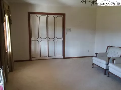 243 Wolfe Rd, Sparta, NC 28675 photo 11
