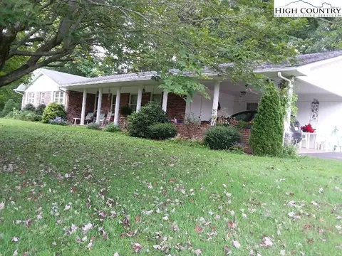 243 Wolfe Rd, Sparta, NC 28675 photo 1
