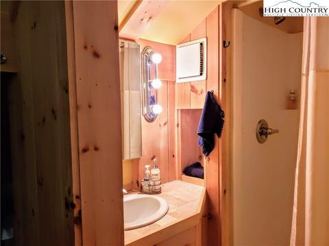 498 Thorn Tree, Boone, NC 28607 photo 26