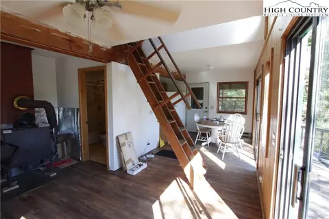 980 Big Windfall Rd, Lansing, NC 28643 photo 3
