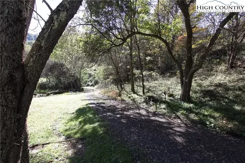 980 Big Windfall Rd, Lansing, NC 28643 photo 31