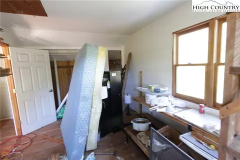 980 Big Windfall Rd, Lansing, NC 28643 photo 15