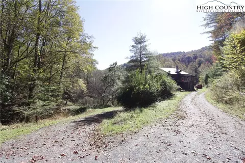 980 Big Windfall Rd, Lansing, NC 28643 photo 24