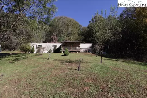 978 Big Windfall Rd, Lansing, NC 28643 photo 20