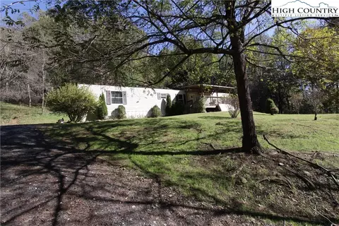 978 Big Windfall Rd, Lansing, NC 28643 photo 1