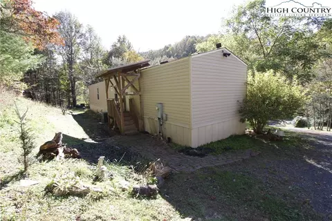 978 Big Windfall Rd, Lansing, NC 28643 photo 7