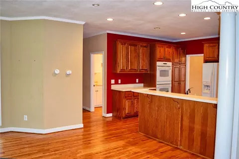809 Shatley Rd, Crumpler, NC 28617 photo 22