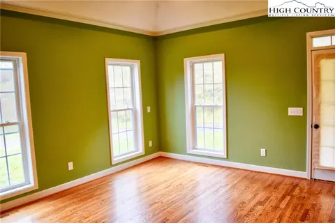 809 Shatley Rd, Crumpler, NC 28617 photo 9