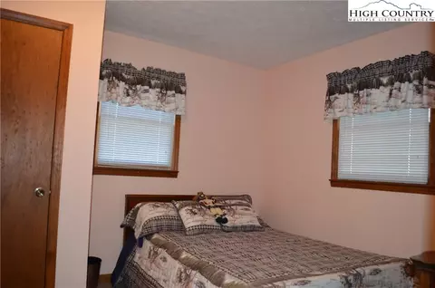 251 Wind Ridge Rd, Sparta, NC 28675 photo 9