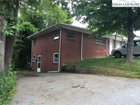 141 Windy Dr, Boone, NC 28607 photo 1