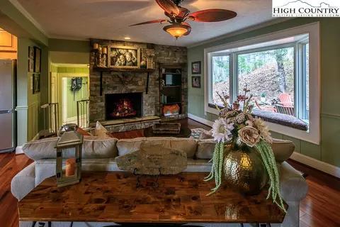 678 Schaffer Rd, Boone, NC 28607 photo 6