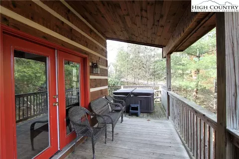 895 River Ridge Rd, Boone, NC 28607 photo 1