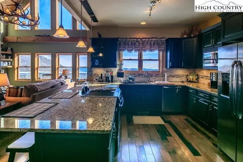 339 Skiview Rd, Seven Devils, NC 28604 photo 3