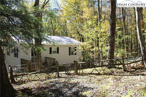 1025 Replogle Dr, Boone, NC 28607 photo 2