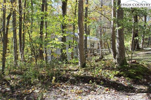 1025 Replogle Dr, Boone, NC 28607 photo 3