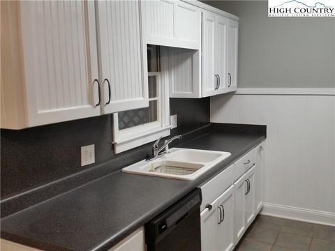 262 Sunset Dr, Boone, NC 28607 photo 7
